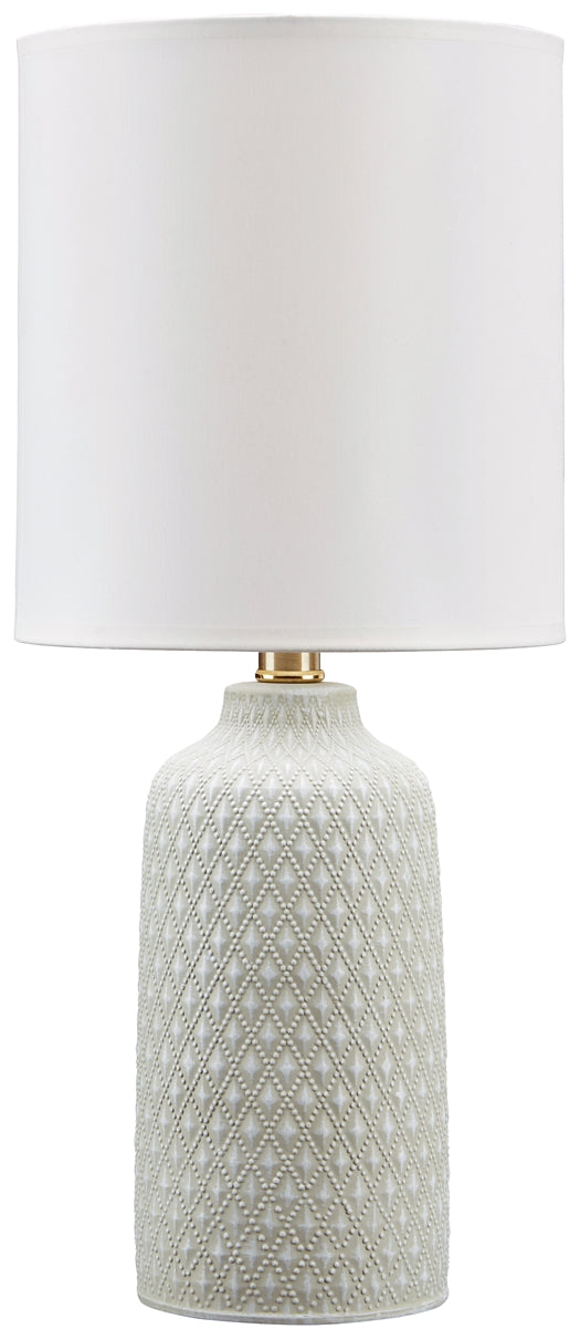 Donnford Ceramic Table Lamp (1/CN)